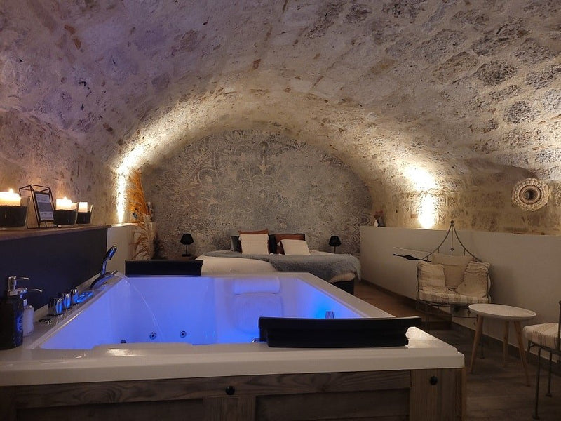 Le Secret - Love’nSpa - weekend en amoureux, love rooms avec spa ou jacuzzi privatif4 de Le Secret