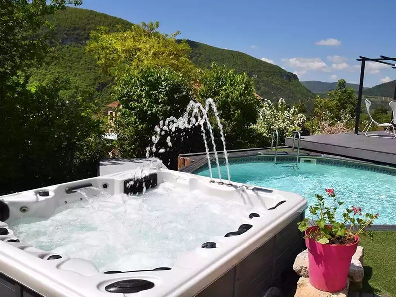 Le Soleilo - Love’nSpa - weekend en amoureux, love rooms avec spa ou jacuzzi privatif1 de Le Soleilo - Gîte Prestige*****