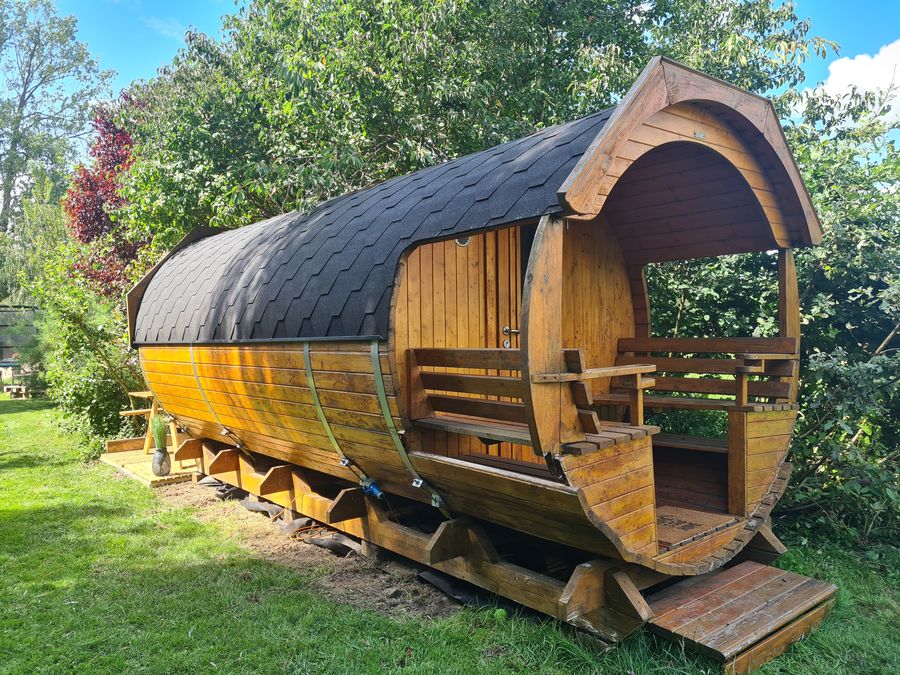 Le Souffle du Saule - Tonneau Bacchus - Love’nSpa - weekend en amoureux, love rooms avec spa ou jacuzzi privatif1 de Le Souffle du Saule - Tonneau Bacchus