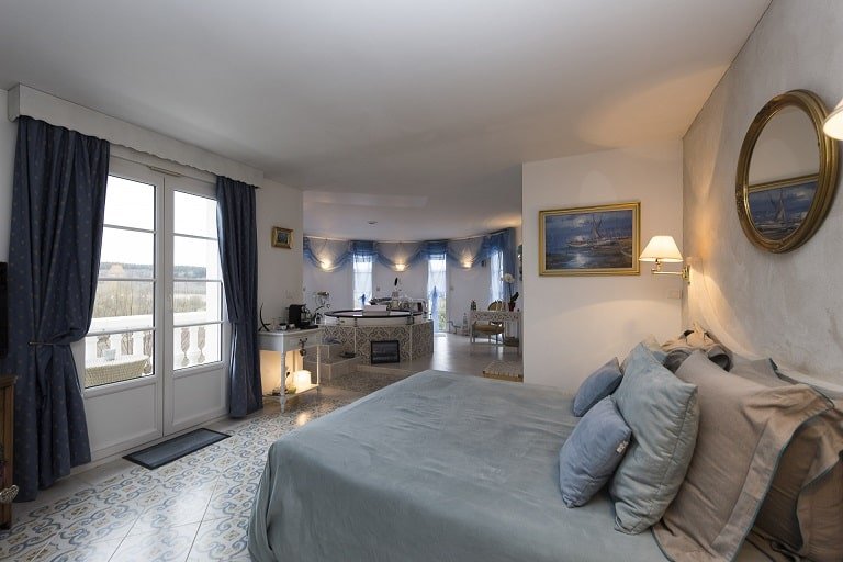 Le Vert Galant - Love’nSpa - weekend en amoureux, love rooms avec spa ou jacuzzi privatif5 de Le Vert Galant