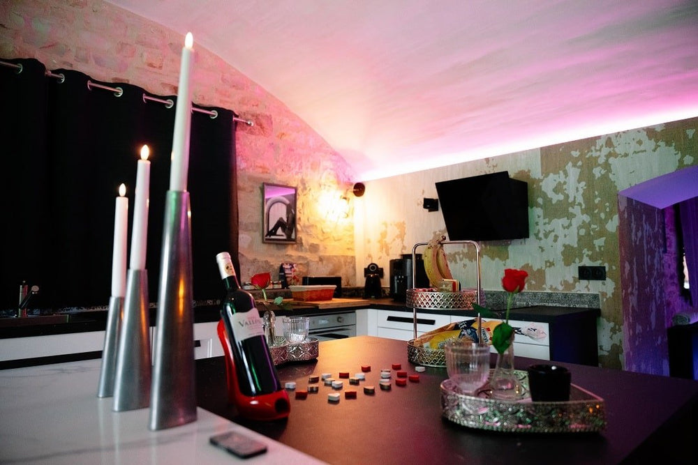 L'Éros - La Suite - Love’nSpa - weekend en amoureux, love rooms avec spa ou jacuzzi privatif9 de L'Éros - La Suite