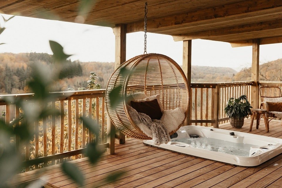 Les Secrets d Honfleur - Le Chalet - Love’nSpa - weekend en amoureux, love rooms avec spa ou jacuzzi privatif3 de Les Secrets d Honfleur - Le Chalet