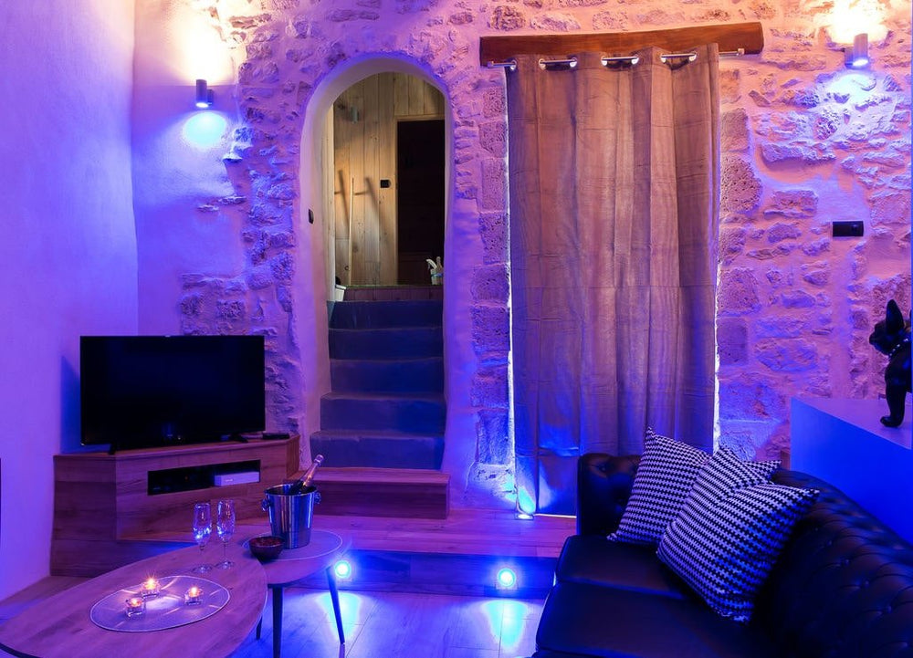 Logis de Cupidon - Love’nSpa - weekend en amoureux, love rooms avec spa ou jacuzzi privatif11 de Logis de Cupidon