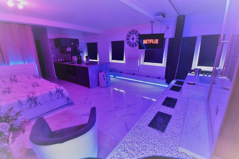 Love Room Fécamp - Appartement 1 - Love’nSpa - weekend en amoureux, love rooms avec spa ou jacuzzi privatif2 de Love Room Fécamp - Appartement 1