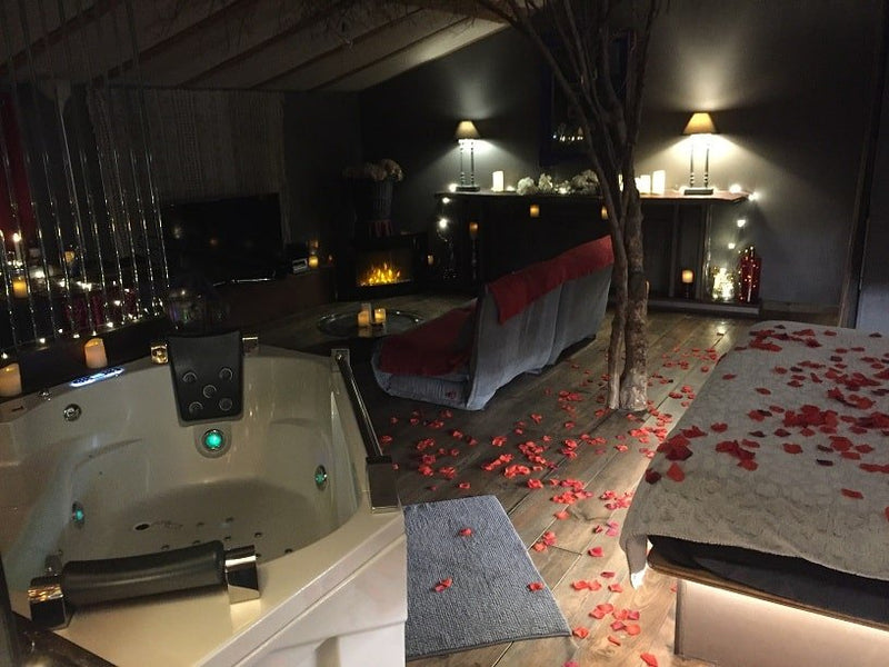 Lyon campagne loft papillons - Love’nSpa - weekend en amoureux, love rooms avec spa ou jacuzzi privatif2 de Lyon campagne loft papillons