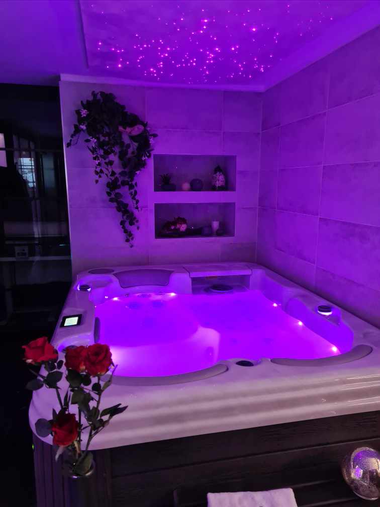 Ma nuit ô spA - Love’nSpa - weekend en amoureux, love rooms avec spa ou jacuzzi privatif1 de Ma nuit ô spA
