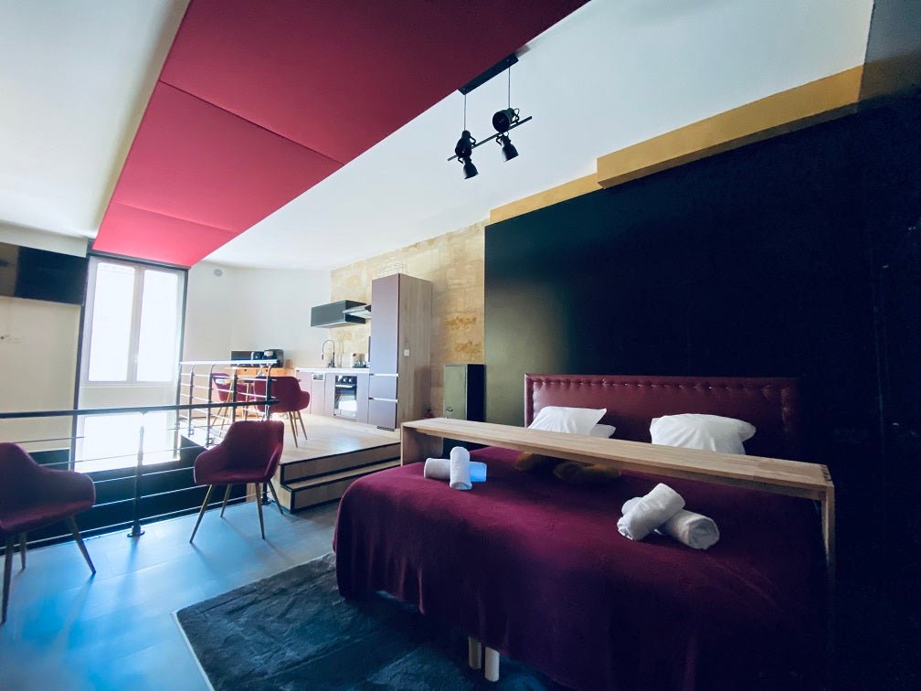 Mieux qu'à l'Hôtel - Love’nSpa - weekend en amoureux, love rooms avec spa ou jacuzzi privatifMieux qu'à l'Hôtel