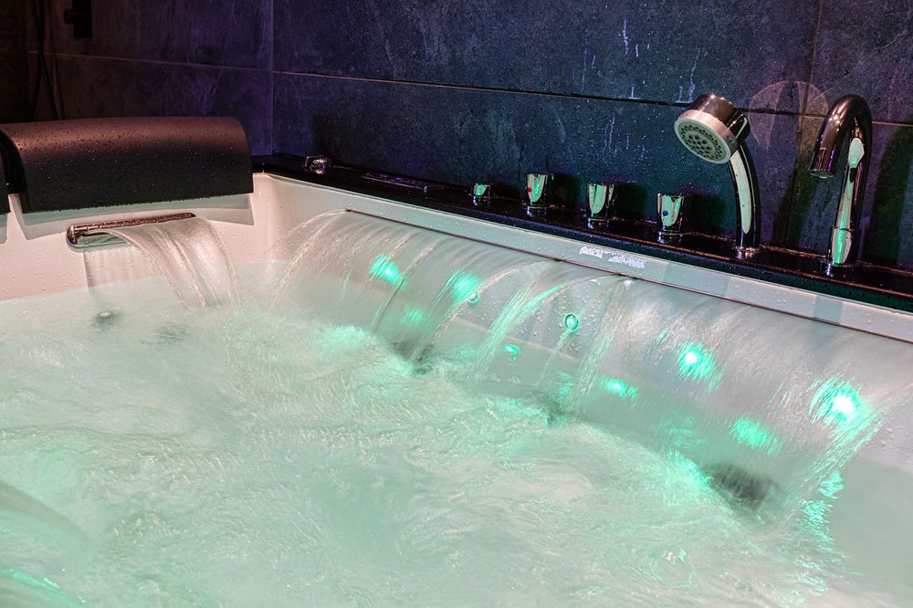 Appart Hôtel SPA Melina & Alfred - Love’nSpa - weekend en amoureux, love rooms avec spa ou jacuzzi privatif2 de Appart Hôtel SPA Melina & Alfred