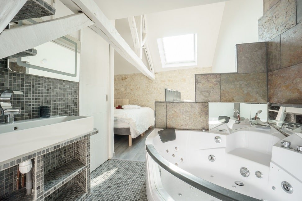 My Home Prestige - Love’nSpa - weekend en amoureux, love rooms avec spa ou jacuzzi privatif6 de My Home Prestige