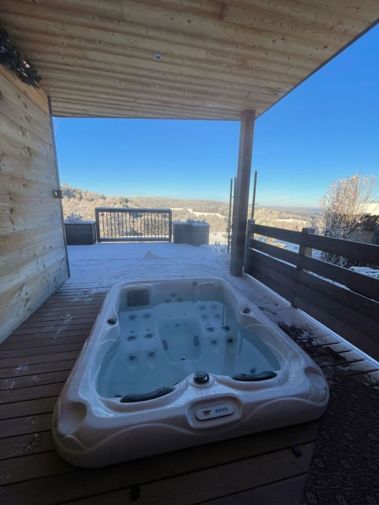 Nature Cottage Vosges - Cottage avec spa privatif - Love’nSpa - weekend en amoureux, love rooms avec spa ou jacuzzi privatif5 de Nature Cottage Vosges - Cottage L'Ecureuil