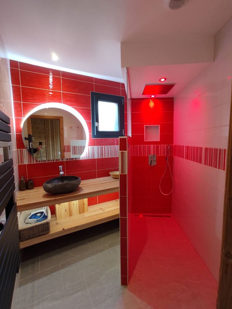 Nature Cottage Vosges - Cottage avec spa privatif - Love’nSpa - weekend en amoureux, love rooms avec spa ou jacuzzi privatif18 de Nature Cottage Vosges - Cottage L'Ecureuil
