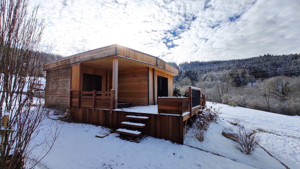 Nature Cottage Vosges - Cottage avec spa privatif - Love’nSpa - weekend en amoureux, love rooms avec spa ou jacuzzi privatif9 de Nature Cottage Vosges - Cottage L'Ecureuil