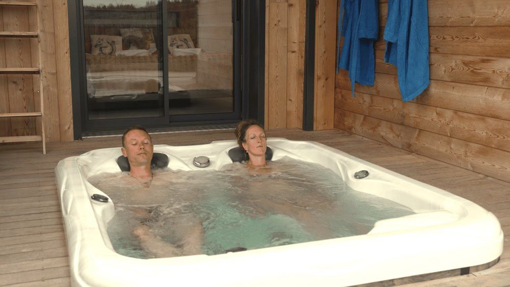 Nature Cottage Vosges - Cottage avec spa privatif - Love’nSpa - weekend en amoureux, love rooms avec spa ou jacuzzi privatif4 de Nature Cottage Vosges - Cottage L'Ecureuil