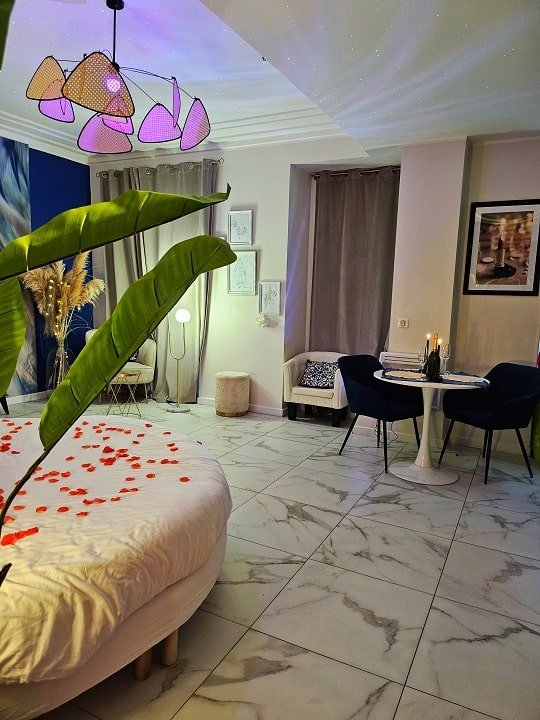 Nice Passion - Love’nSpa - weekend en amoureux, love rooms avec spa ou jacuzzi privatif