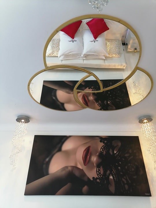 Notre Jardin Secret - Love’nSpa - weekend en amoureux, love rooms avec spa ou jacuzzi privatif5 de Notre Jardin Secret