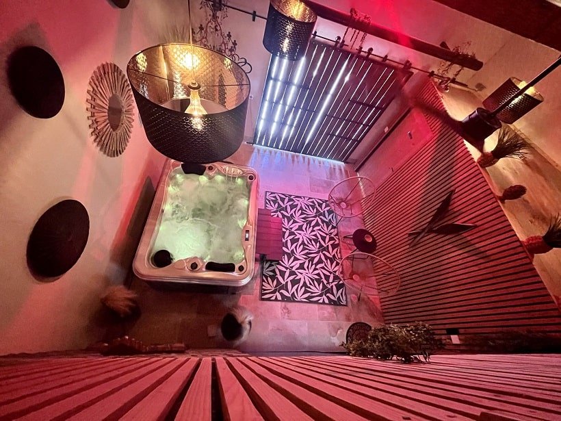 ô Plaisir - Le n°X - Love’nSpa - weekend en amoureux, love rooms avec spa ou jacuzzi privatif3 de ô Plaisir - Le n°X