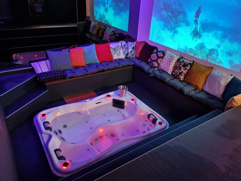 Ocove - Love’nSpa - weekend en amoureux, love rooms avec spa ou jacuzzi privatif2 de Ocove