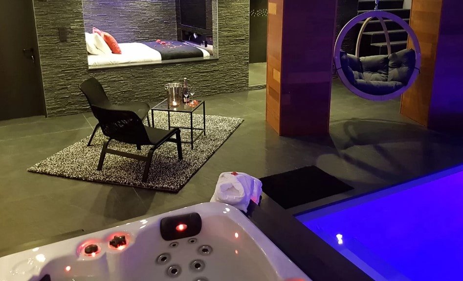 Ocove - Love’nSpa - weekend en amoureux, love rooms avec spa ou jacuzzi privatif7 de Ocove