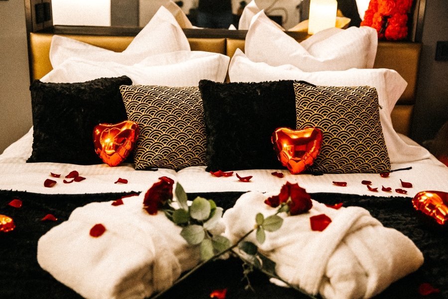 Oz Love Suite - Love’nSpa - weekend en amoureux, love rooms avec spa ou jacuzzi privatif2 de Oz Love Suite