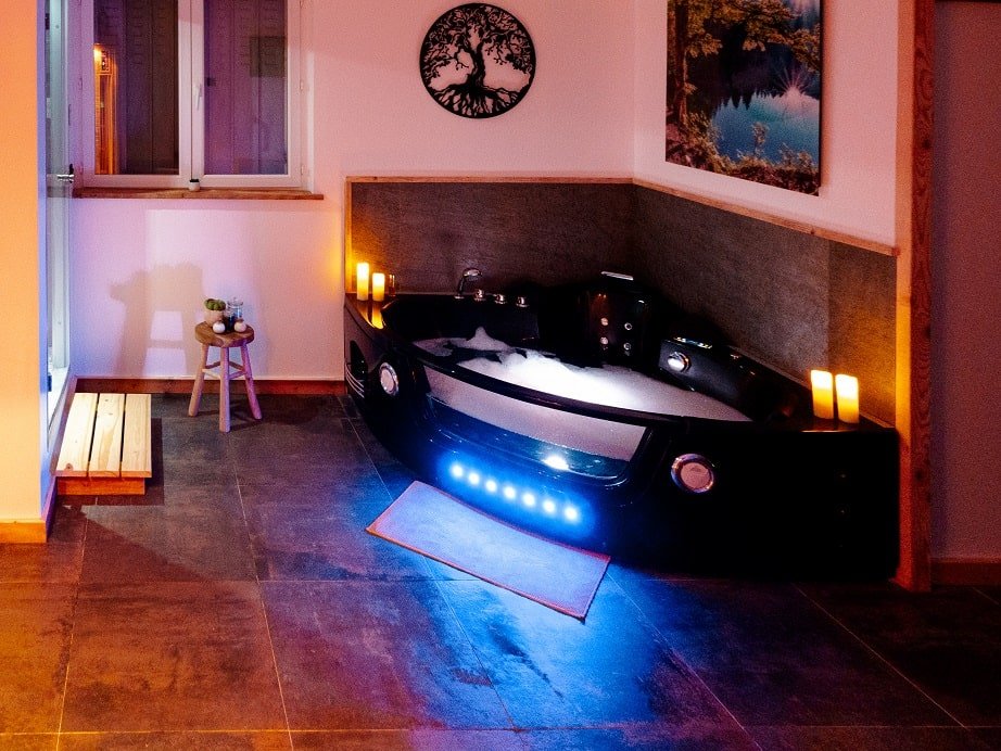 Perce Neige Eden Spa - Love’nSpa - weekend en amoureux, love rooms avec spa ou jacuzzi privatif4 de Perce Neige Eden Spa