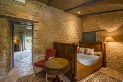 Portail en marais Poitevin - Suite Ostence - Love’nSpa - weekend en amoureux, love rooms avec spa ou jacuzzi privatif3 de Portail en marais Poitevin - Suite Ostence