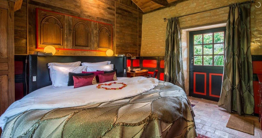 Portail en Marais Poitevin - Suite Richelieu - Love’nSpa - weekend en amoureux, love rooms avec spa ou jacuzzi privatif1 de Portail en Marais Poitevin - Suite Richelieu