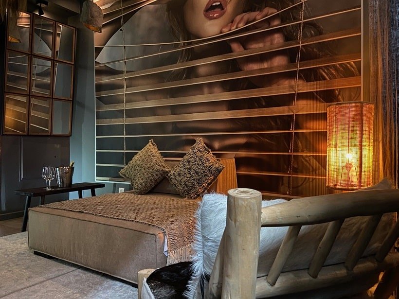 Private Room 28 - Love’nSpa - weekend en amoureux, love rooms avec spa ou jacuzzi privatif1 de Private Room 28