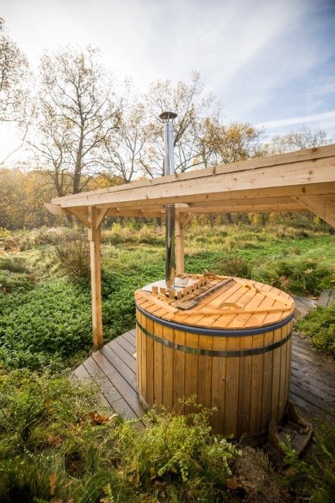Room8 - Love’nSpa - weekend en amoureux, love rooms avec spa ou jacuzzi privatif1 de Room8