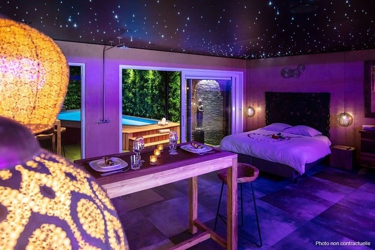 Secret Garden by Le Clos des Thermes - Love’nSpa - weekend en amoureux, love rooms avec spa ou jacuzzi privatif4 de Suite Secret Garden by Le Clos des Thermes