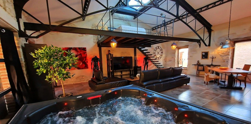 Secrets Love Room - L'Atelier du Marquis - Love’nSpa - weekend en amoureux, love rooms avec spa ou jacuzzi privatif1 de Demeure de la Baronne - L'Atelier du Marquis