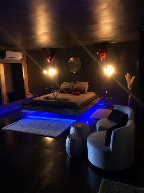 Spalace - Love’nSpa - weekend en amoureux, love rooms avec spa ou jacuzzi privatif3 de Spalace