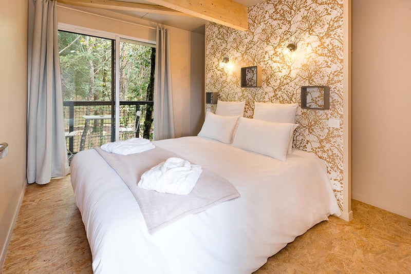 SPALAZEN NATURE - Lodge Jeanne - Love’nSpa - weekend en amoureux, love rooms avec spa ou jacuzzi privatif1 de SPALAZEN NATURE - Lodge Jeanne