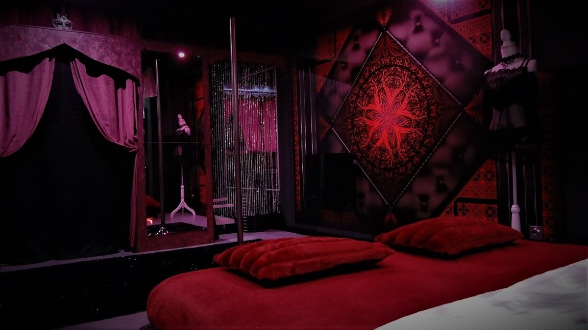 Sparadis - Love’nSpa - weekend en amoureux, love rooms avec spa ou jacuzzi privatifSparadis