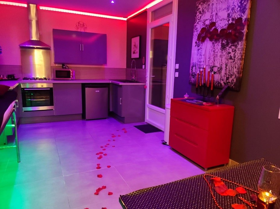 SPAssionnement à la folie - Love’nSpa - weekend en amoureux, love rooms avec spa ou jacuzzi privatif10 de SPAssionnement à la folie