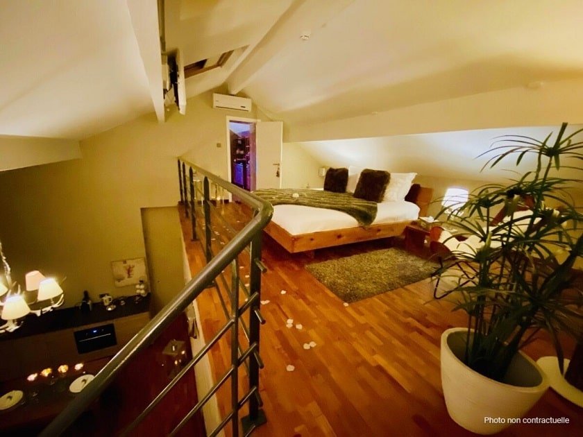 Suite Cocoon by Le Clos des Thermes - Love’nSpa - weekend en amoureux, love rooms avec spa ou jacuzzi privatif9 de Suite Cocoon by Le Clos des Thermes