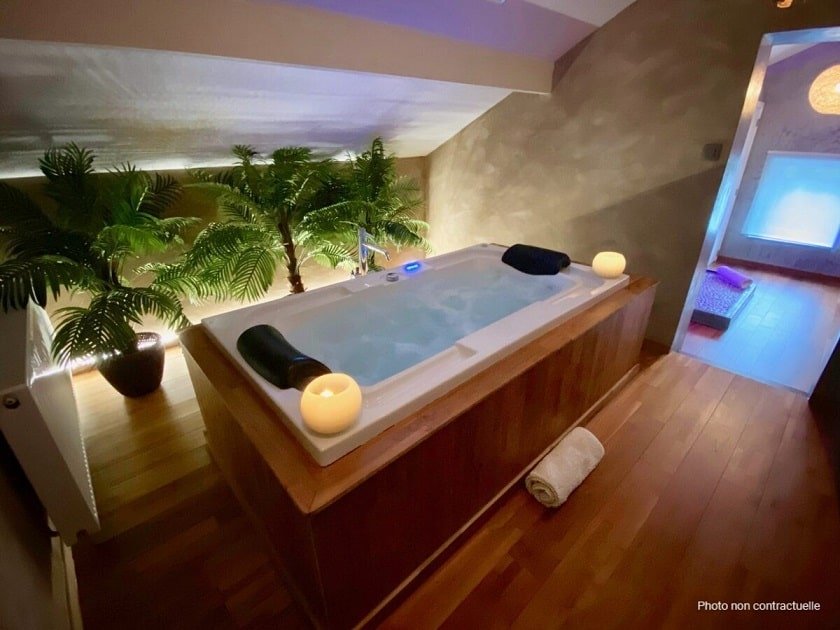 Suite Cocoon by Le Clos des Thermes - Love’nSpa - weekend en amoureux, love rooms avec spa ou jacuzzi privatifSuite Cocoon by Le Clos des Thermes