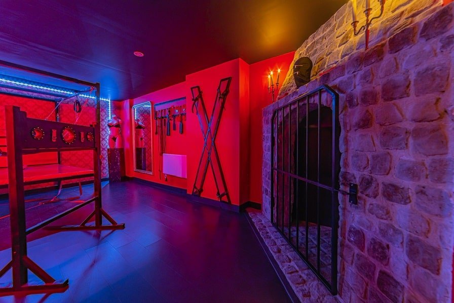 The Playroom XXL - Love’nSpa - weekend en amoureux, love rooms avec spa ou jacuzzi privatif6 de The Playroom XXL