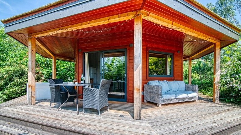 Trésors de Campagne -Cabane bien-être du potager avec "Spa privatif" - Love’nSpa - weekend en amoureux, love rooms avec spa ou jacuzzi privatif1 de Trésors de Campagne -Cabane Au fil des âmes avec Spa privatif