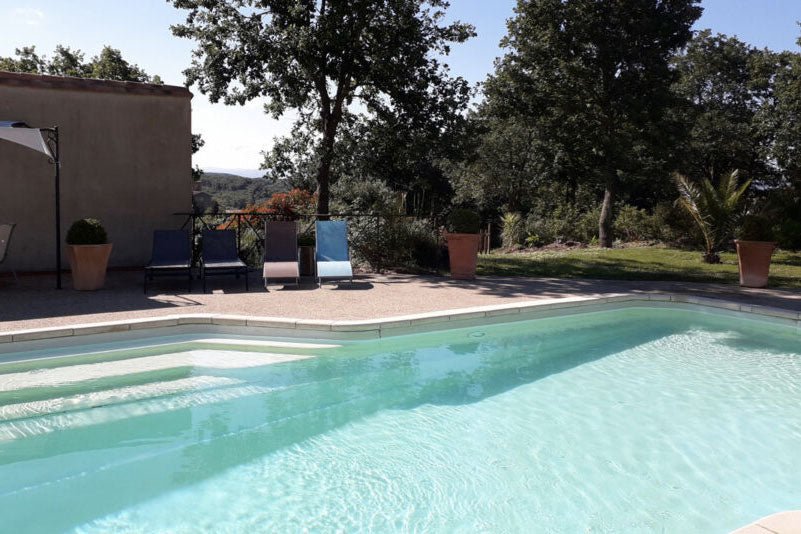Trésors de Campagne -Cabane dans les bois « Dame du Château » avec jacuzzi privatif - Love’nSpa - weekend en amoureux, love rooms avec spa ou jacuzzi privatif10 de Trésors de Campagne - Lodge insolite Dame du Château avec jacuzzi privatif