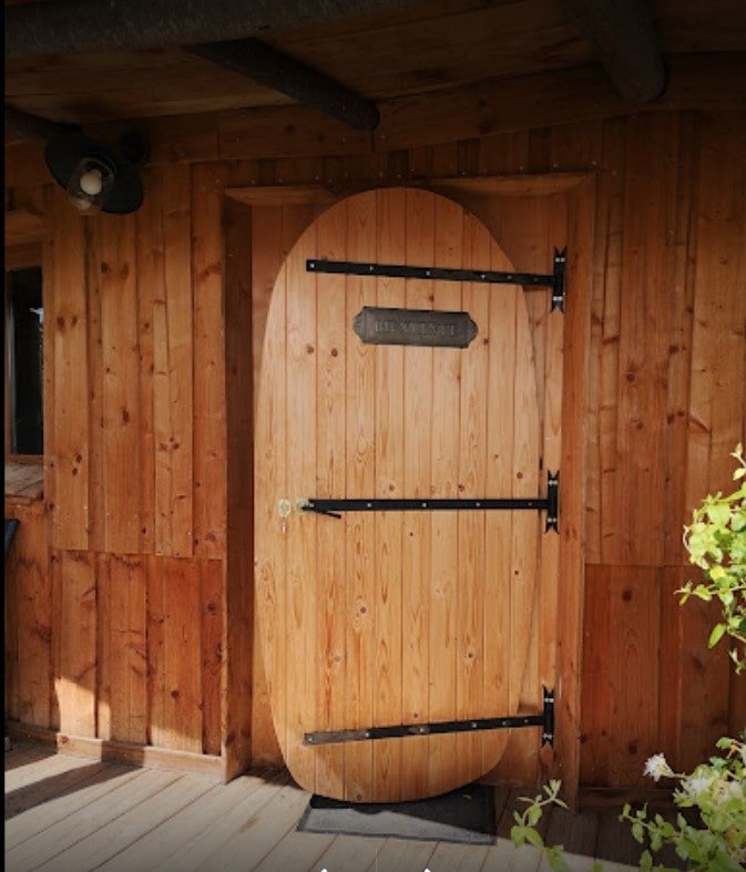 Trésors de Campagne -Maison du Hobbit avec spa privatif - Love’nSpa - weekend en amoureux, love rooms avec spa ou jacuzzi privatif9 de Trésors de Campagne -Maison du Hobbit avec spa privatif
