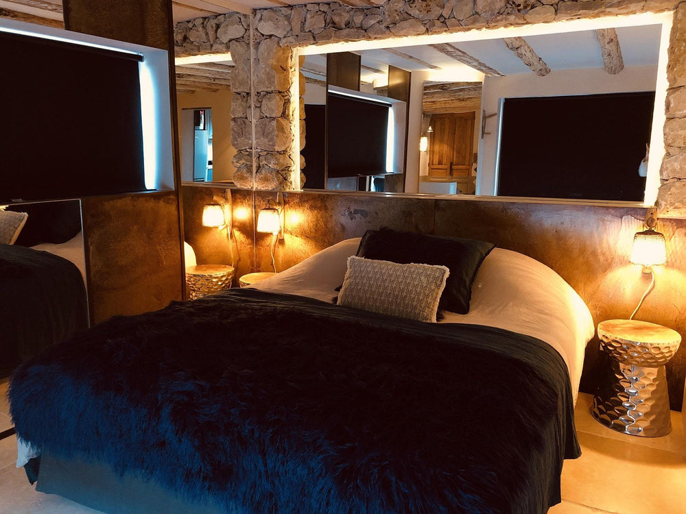 PRIVATE ROOM - Room 32 - Love’nSpa - weekend en amoureux, love rooms avec spa ou jacuzzi privatif6 de PRIVATE ROOM - Room 32