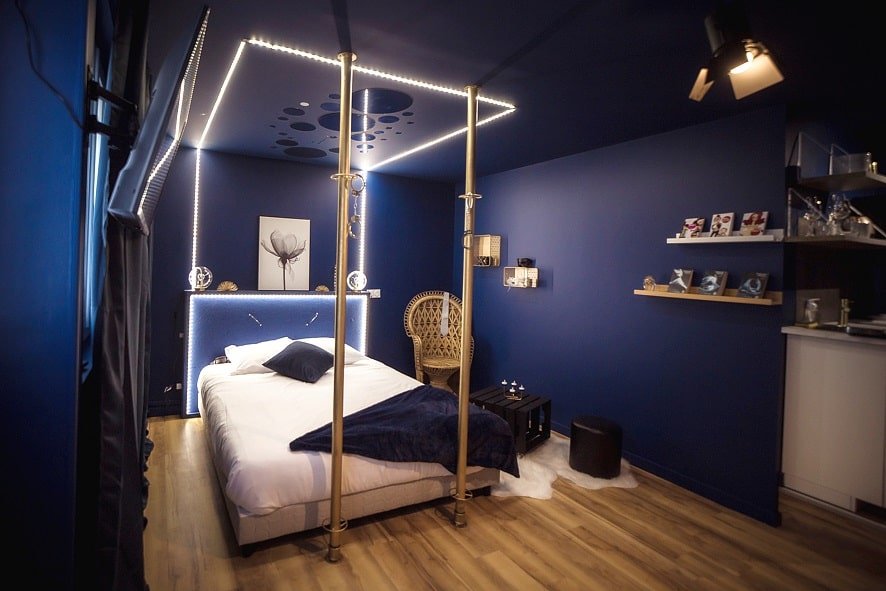 Votre Expérience Insolite - La Suite 50 Nuances - Love’nSpa - weekend en amoureux, love rooms avec spa ou jacuzzi privatif1 de Votre Expérience Insolite - La Suite 50 Nuances