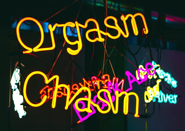 Comment utiliser les jeux de lumière pour créer une ambiance érotique