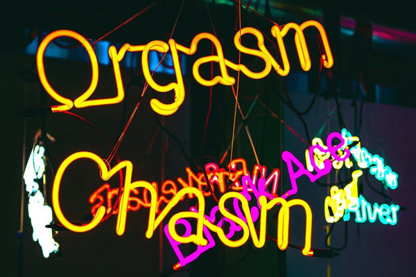 Comment utiliser les jeux de lumière pour créer une ambiance érotique - Love’nSpa