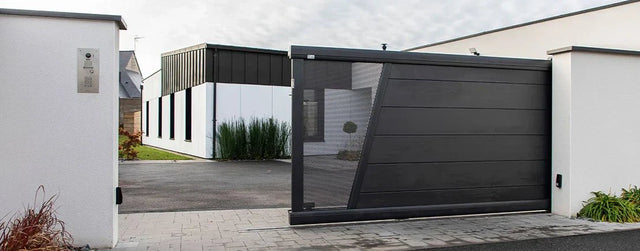 Les avantages du portail aluminium dans l’aménagement extérieur moderne