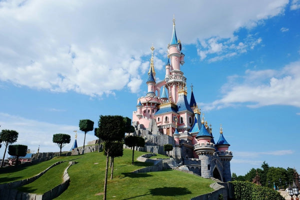Les Meilleures Loverooms à Moins d'une Heure de Disneyland Paris pour un Séjour Romantique plein de sensation - Love’nSpa
