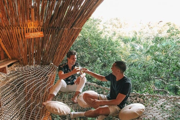 Séjours en Cabanes dans les Arbres avec Spa Privatif en France : Une Évasion Luxueuse au Cœur de la Nature - Love’nSpa