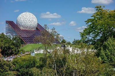 Weekend en amoureux au Futuroscope : Le guide ultime pour une escapade romantique inoubliable