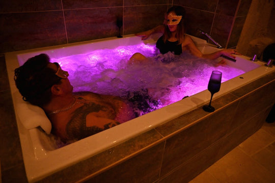 50 Nuances de Grambois - Love’nSpa - weekend en amoureux, love rooms avec spa ou jacuzzi privatif