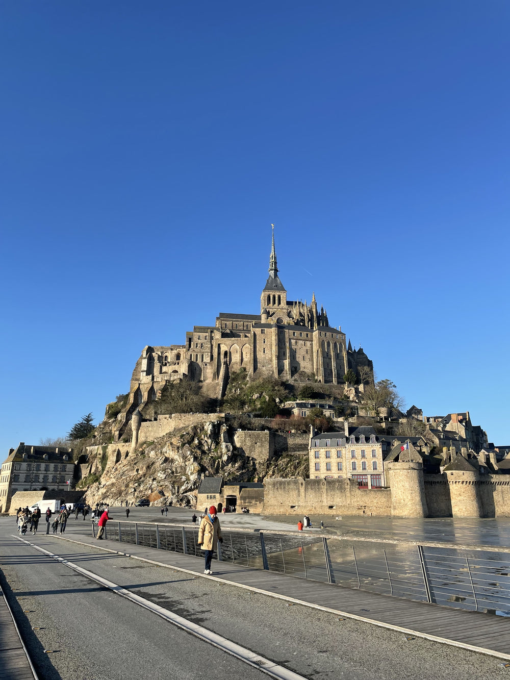 Façade Maison Odyssea, villa moderne vue mer, architecture contemporaine luxe, terrasse sud, piscine infinie.4 de Maison Odyssea
